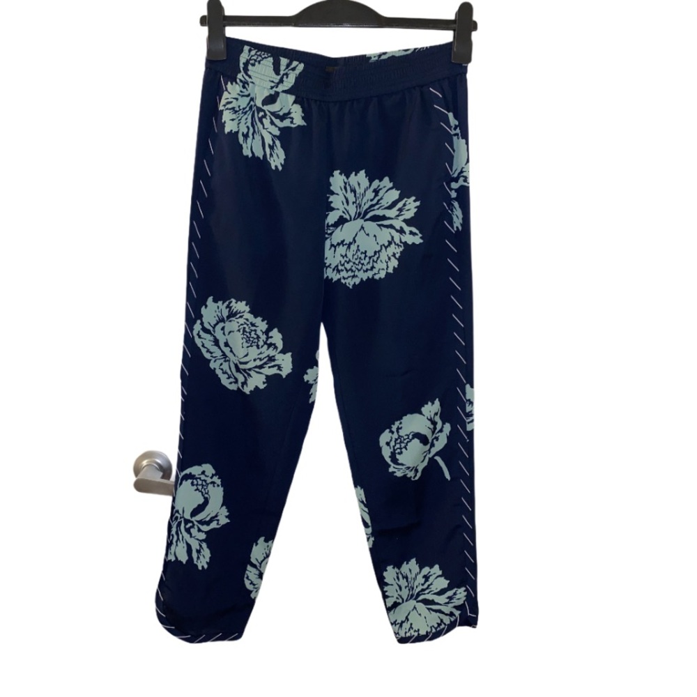 JCREW Capri Pants Size 2 Navy Blue